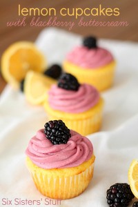 lemon-cupcakes-with-blackberry-buttercream